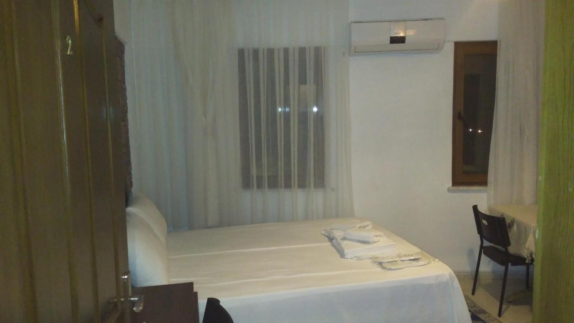 Adali Guest House Bozcaada Room photo