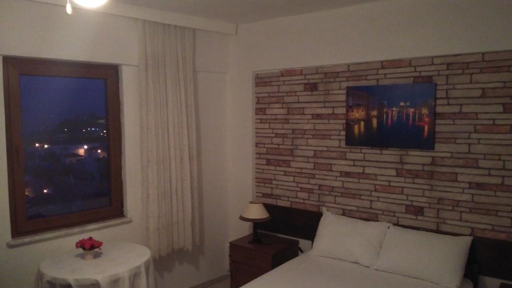Adali Guest House Bozcaada Exterior photo