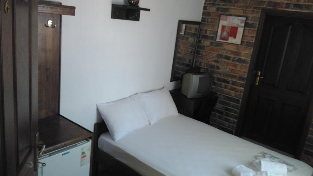 Adali Guest House Bozcaada Exterior photo