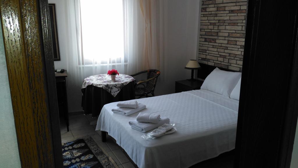 Adali Guest House Bozcaada Exterior photo