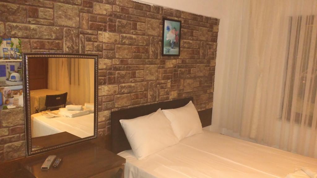 Adali Guest House Bozcaada Room photo