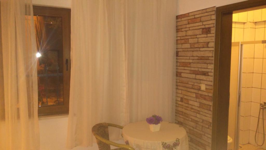 Adali Guest House Bozcaada Exterior photo