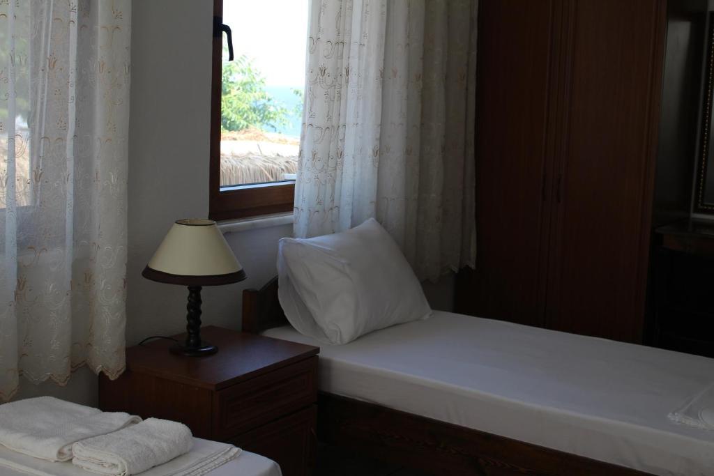 Adali Guest House Bozcaada Room photo