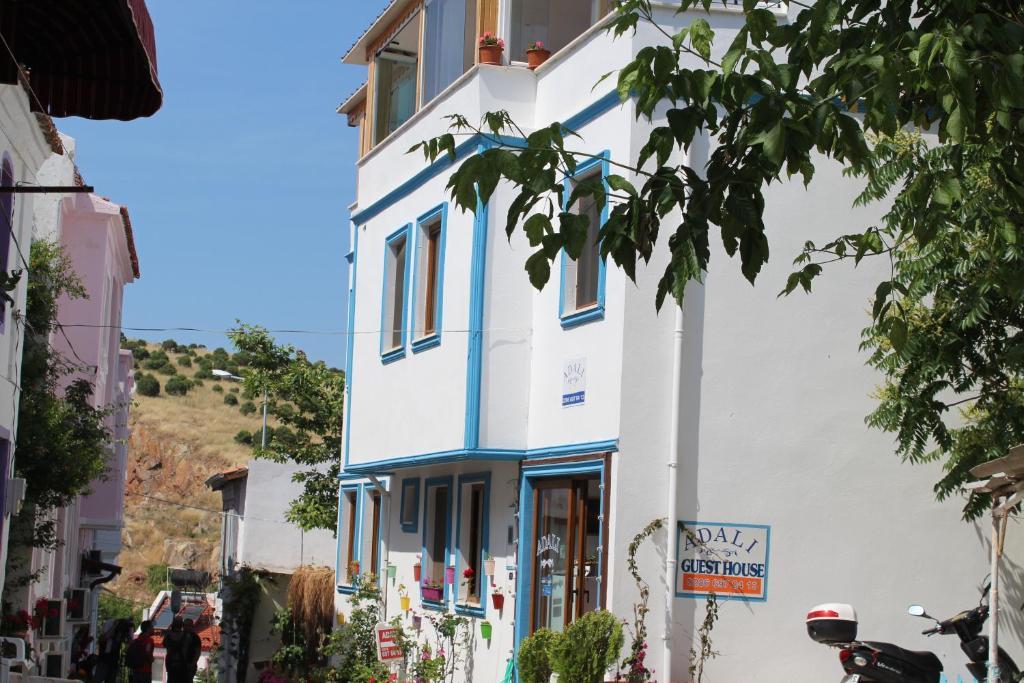Adali Guest House Bozcaada Exterior photo